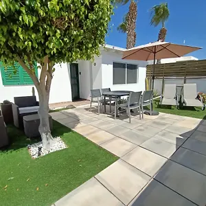 The White House With Pool - Appartamento